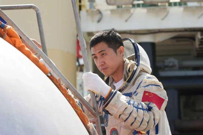 皇冠信用網注册开户
_神舟二十一号升空！现在的问题是皇冠信用網注册开户
，导师上天了，组会还开吗？