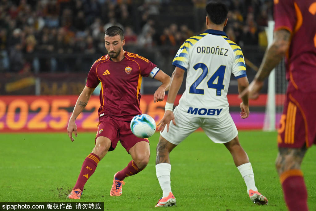 皇冠信用网代理出租
_佩莱格里尼任意球打中福法纳手臂造点皇冠信用网代理出租
，迪巴拉点球被迈尼昂扑出：意甲第10轮的激烈对决分析