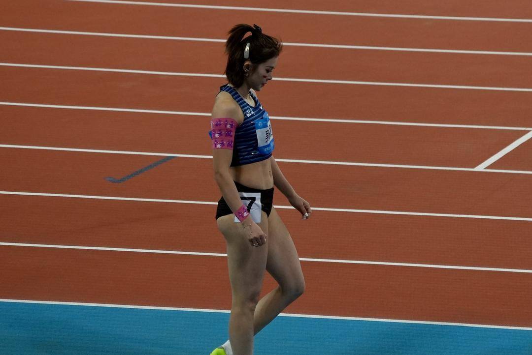 皇冠信用网登3代理
_差0.04秒皇冠信用网登3代理
,吴艳妮再获全运会100米栏银牌 她说:不确定还有没有下一届全运会