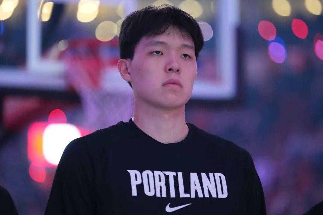 加拿大足球_下放仅2天后加拿大足球，开拓者官宣：从混音队召回杨瀚森；此前已下放召回多次