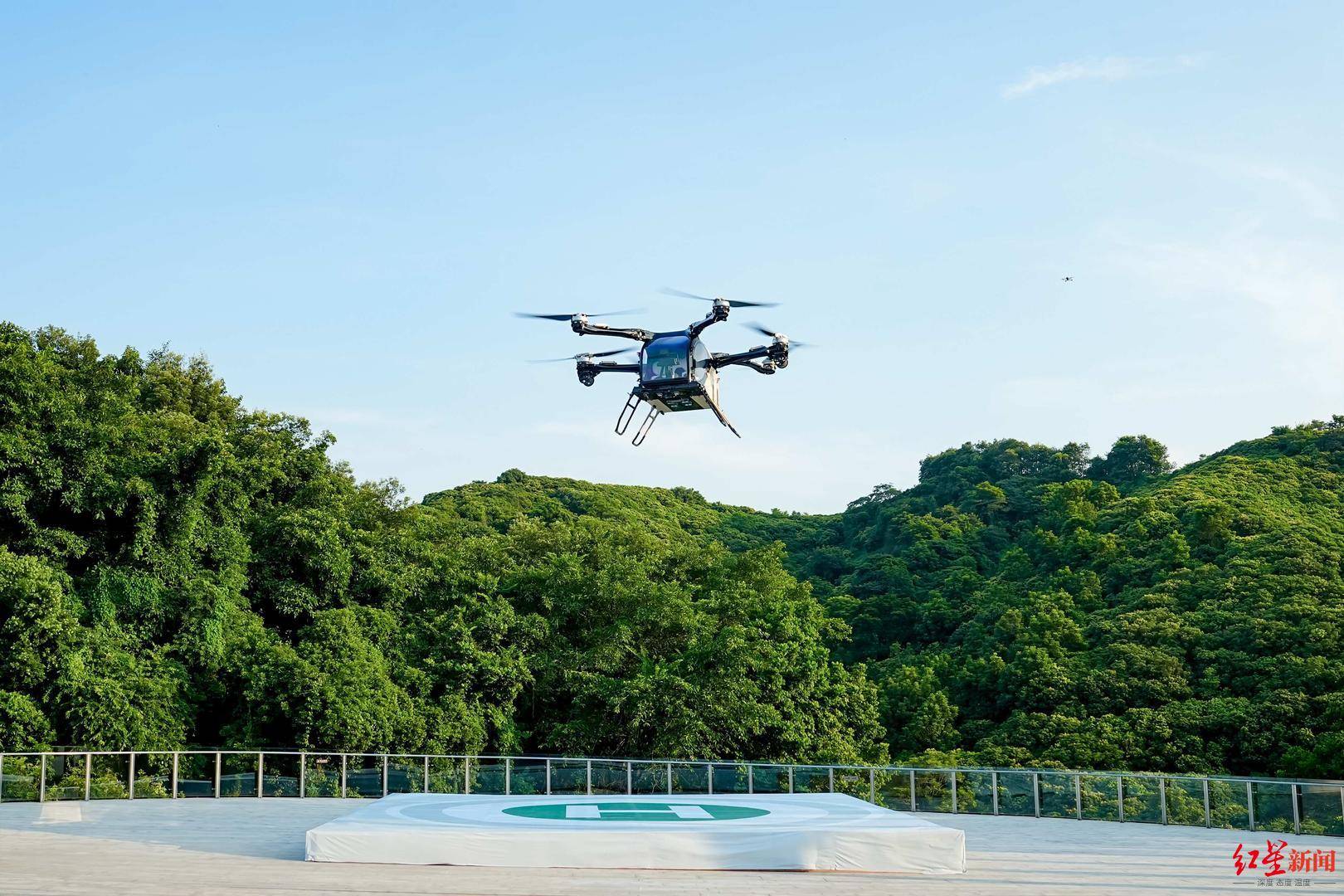 皇冠信用平台出租出售_AI全面爆发重塑数字生活皇冠信用平台出租出售!2025年度科技榜揭晓