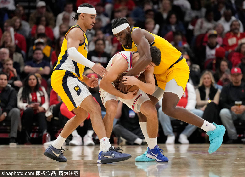 皇冠信用网怎么代理_火箭连胜背后的秘密：乌度卡解读史密斯的崛起