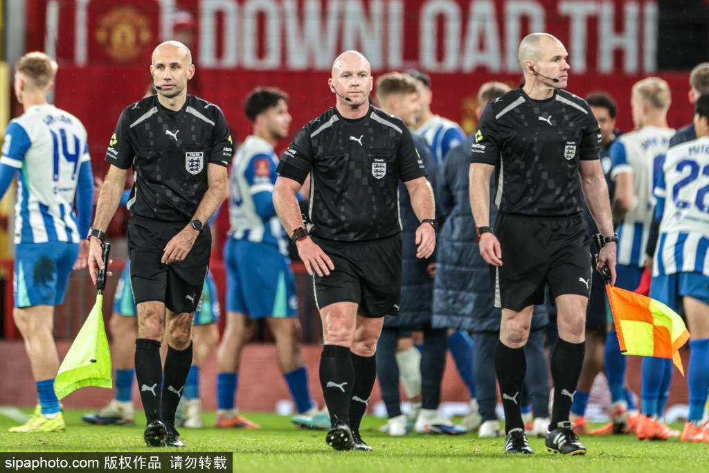 皇冠信用出租代理_曼联反击巴特与斯科尔斯：从嘲讽到分析的界限在哪皇冠信用出租代理？